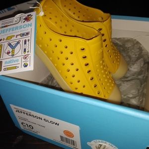 Size 10 Girls Native Shoes for 4/5 year olds